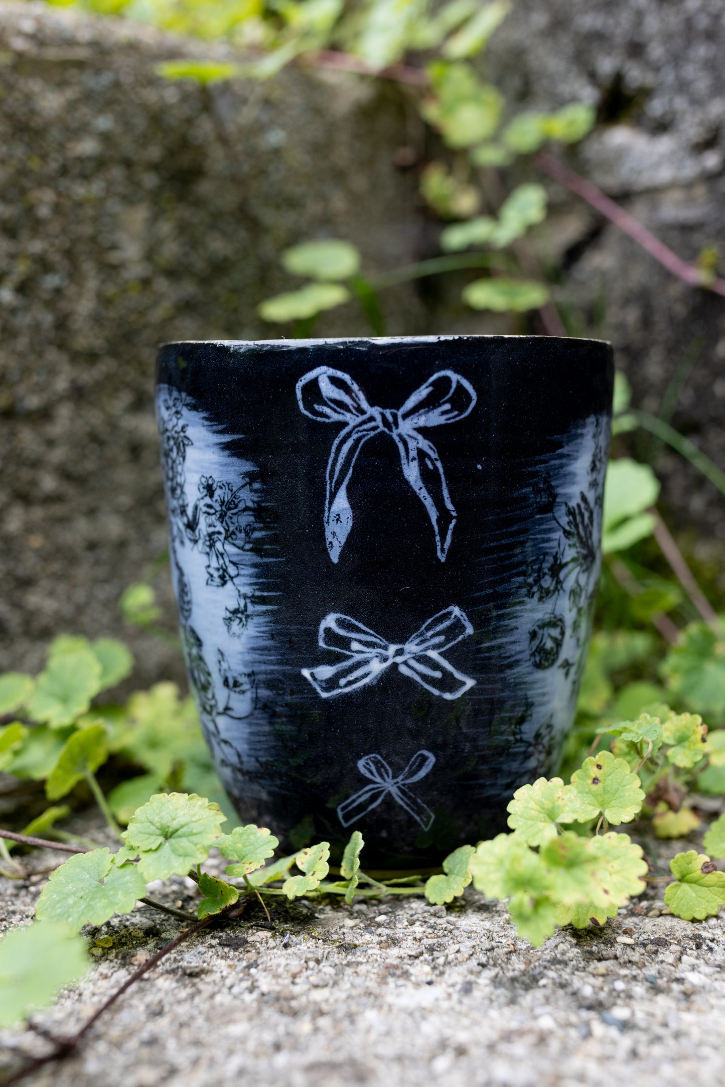 Midnight Bloom Mug – 12oz