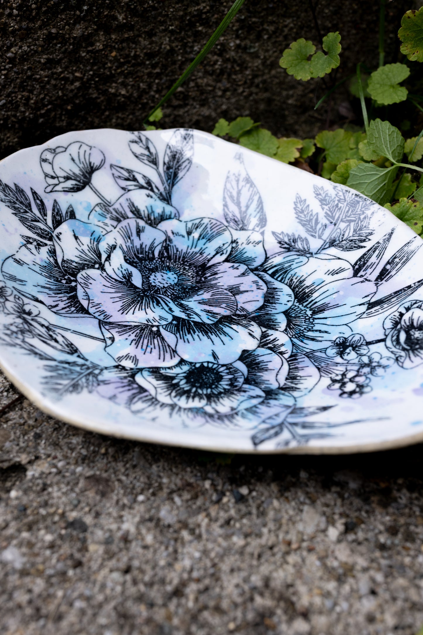 Wildflower Catch-All Dish • 8" × 6"