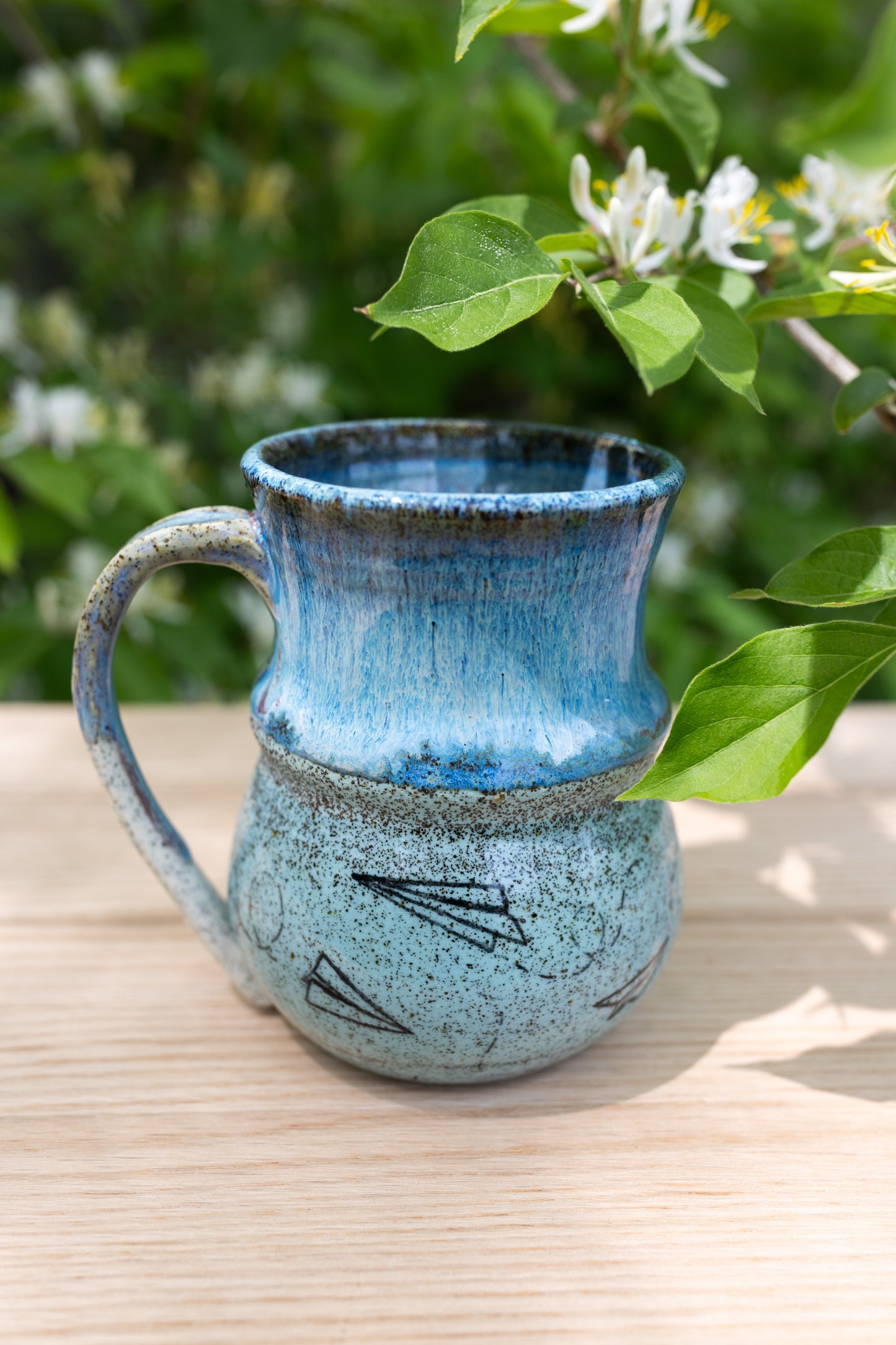 Paper plane mug 12oz