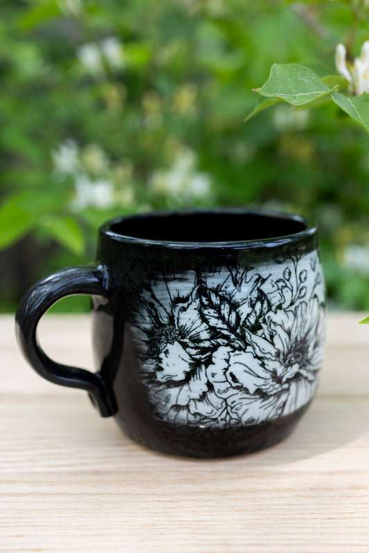 Midnight Bloom – Garden Glow Mug 16oz